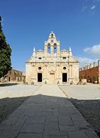 Le village d'Adele en Crète. L'église du monastère d'Arkadi. Cliquer pour agrandir l'image.