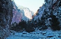 Le village d’Agia Roumeli en Crète. Les gorges. Cliquer pour agrandir l'image.