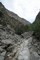 Les gorges de Samaria en Crète. Pierrier près de Kefalovryssia. Cliquer pour agrandir l'image.