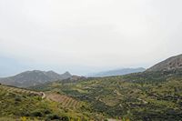 Le village d’Agios Pavlos en Crète. La route de Drimiskos à Prévéli. Cliquer pour agrandir l'image.
