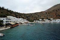 Le village d’Anopoli en Crète. Le port de Loutro. Cliquer pour agrandir l'image.