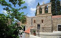 Le village d’Avdou en Crète. Le clocher de la Panagia Kardiotissa à Kéra. Cliquer pour agrandir l'image.