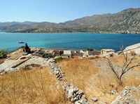 L’île de Spinalonga en Crète. Le bastion de Tiépolo de la forteresse de Spinalonga. Cliquer pour agrandir l'image.