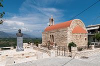 Le village d’Épiskopi en Crète. Une chapelle à Episkopi (auteur Tomasz Gasior). Cliquer pour agrandir l'image.