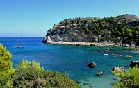 La bahía Anthony Quinn cerca del pueblo de Faliraki en Rodas. Haga clic para ampliar la imagen.