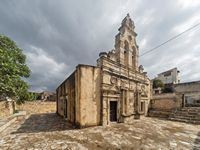 Le village de Garazo en Crète. L'église de la Dormition de la Vierge (auteur C. Messier). Cliquer pour agrandir l'image.