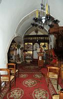 Le village de Garazo en Crète. Catholicon du monastère de Chalepa. Cliquer pour agrandir l'image.