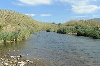 Le village de Georgioupoli en Crète. L'embouchure de la rivière Mousselas à Dramia. Cliquer pour agrandir l'image.