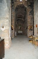Le village de Kalyves en Crète. La nef centrale de l'église Notre-Dame Zerviotissa près de Stylos. Cliquer pour agrandir l'image.