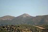 Le village de Marathos en Crète. La carrière de marbre de la montagne de Damasta. Cliquer pour agrandir l'image.