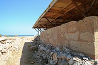 Le village de Palékastro en Crète. La rue du Port du site archéologique de Roussolakkos. Cliquer pour agrandir l'image.