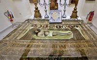 Le monastère d'Agia Triada en Crète. Hélito du Saint-Sépulcre (auteur Guerinf). Cliquer pour agrandir l'image.