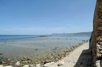 La presqu’île de l’Akrotiri en Crète. Vue depuis le port de La Canée. Cliquer pour agrandir l'image.