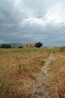 La cité antique d'Aptera en Crète. Le monastère Saint-Jean le Théologien vu de l'est. Cliquer pour agrandir l'image.