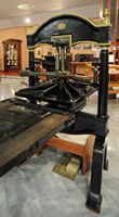 Le village de Souda en Crète. Presse d'imprimerie au Musée de la typographie. Cliquer pour agrandir l'image.