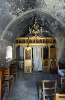 Le village de Thrapsano en Crète. La chapelle Saint-Jean à Galatas. Cliquer pour agrandir l'image.
