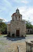 Le village de Thronos en Crète. Église du monastère Moni Assomaton. Cliquer pour agrandir l'image.