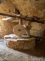 Le village de Vamos en Crète. Moulin à olives à Gavalochori (auteur C. Messier). Cliquer pour agrandir l'image.