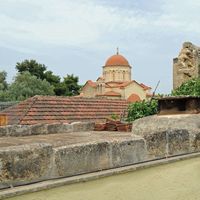 Le village de Vamos en Crète. L'église Saints-Serge-et-Bacchus à Gavalochori. Cliquer pour agrandir l'image.