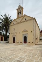 Le village de Vamos en Crète. L'église de la Nativité de Marie à Gavalochori. Cliquer pour agrandir l'image.