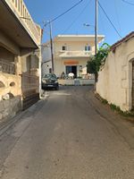 Le village de Vamos en Crète. L'ancien kafeneio du film Zorba le Grec à Kokkino Chorio (auteur Benoît Prieur). Cliquer pour agrandir l'image.
