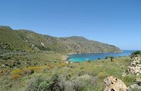 Le village de Vamos en Crète. La crique d'Omprosgialos. Cliquer pour agrandir l'image.