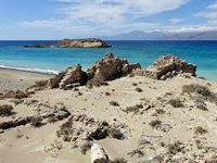 Le village de Ziros en Crète. Les ruines des bains romains sur l'île de Koufonissi (auteur Olaf Tausch). Cliquer pour agrandir l'image.