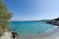 La ville d’Agios Nikolaos en Crète. La plage de Gargadoros (auteur Office de Tourisme). Cliquer pour agrandir l'image.