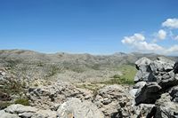 La ville d’Anogia en Crète. La route d'Anogia au mont Ida vue du mont Ida. Cliquer pour agrandir l'image.