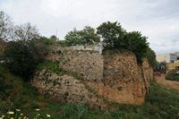 Le port et les fortifications de La Canée en Crète. Le bastion de San Dimitri. Cliquer pour agrandir l'image.