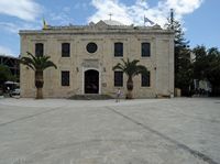 L'est de la ville d’Héraklion en Crète. Façade de l'église Saint-Tite. Cliquer pour agrandir l'image.