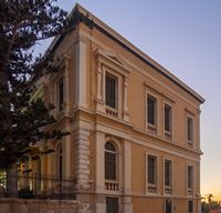 L'ouest de la ville d’Héraklion en Crète. Le Musée historique de Crète (auteur C. Messier). Cliquer pour agrandir l'image.