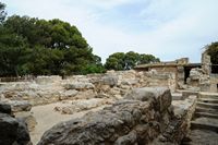 Le palais de Cnossos à Héraklion en Crète. Les propylées du sud. Cliquer pour agrandir l'image.
