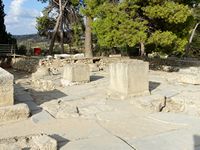 Le palais de Cnossos à Héraklion en Crète. La maison de la douane (auteur Olaf Tausch). Cliquer pour agrandir l'image.