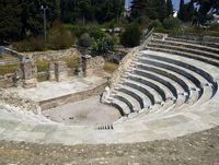 La ville gréco-romaine de Kos. L'odéon de la ville antique de Kos (auteur Edvardas Vaišvila). Cliquer pour agrandir l'image.