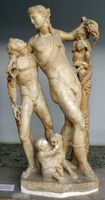 Die italienische Stadt Kos - Statue des Dionysos im Archäologischen Museum von Kos (Autor Tedmek). Klicken, um das Bild zu vergrößern.
