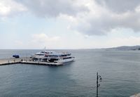 O terminal dos ferrys à Kos visto desde o castelo de Neratzia. Clicar para ampliar a imagem.