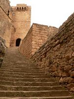 Treppe der Akropolis von Lindos in Rhodos. Klicken, um das Bild zu vergrößern.
