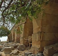 Terras van de acropolis van Lindos in Rhodos. Klikken om het beeld te vergroten.