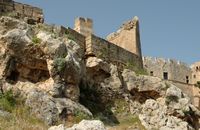 Wallen van de vesting van Lindos in Rhodos. Klikken om het beeld te vergroten.