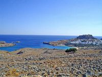 La ville de Lindos sur l’île de Rhodes. L'acropole. Cliquer pour agrandir l'image.