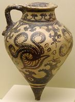 Le palais de Phaistos en Crète. Vase de type Kamarès à motif marin (auteur Olaf Tausch). Cliquer pour agrandir l'image.