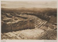 Le palais de Phaistos en Crète. Les propylées (auteur Frédéric Boissonnas, 1919). Cliquer pour agrandir l'image.