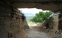 La ville de Mirès en Crète. La petite grotte en labyrinthe de Roufas. Cliquer pour agrandir l'image.
