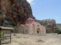 La ville de Mirès en Crète. L'église Saint-Antoine dans les gorges d'Agiofarango (auteur Pascal Mullon). Cliquer pour agrandir l'image.