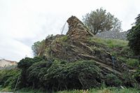 La ville de Pérama en Crète. Ruines du Castello di Milopotamo de Panormos. Cliquer pour agrandir l'image.