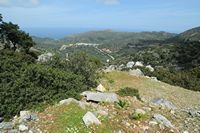 La ville de Pérama en Crète. Le village de Sissès vu de la route d'Alidès. Cliquer pour agrandir l'image.