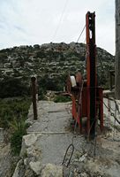 Le canton de Réthymnon en Crète. Le téléphérique de la taverne des gorges de Myli. Cliquer pour agrandir l'image.