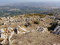 Le canton de Réthymnon en Crète. Le sommet du mont Vrysinas et le village de Chromonastiri (auteur Olaf Tausch). Cliquer pour agrandir l'image.