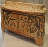 Le musée archéologique de Réthymnon en Crète. Larnax minoen post-palatial mis au jour à Armeni. Cliquer pour agrandir l'image.